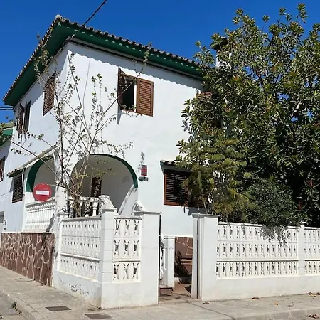 Casa De Alquiler Playa Монкофар