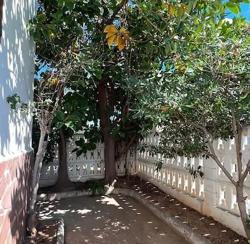 Дом отдыха Casa De Alquiler Playa Монкофар